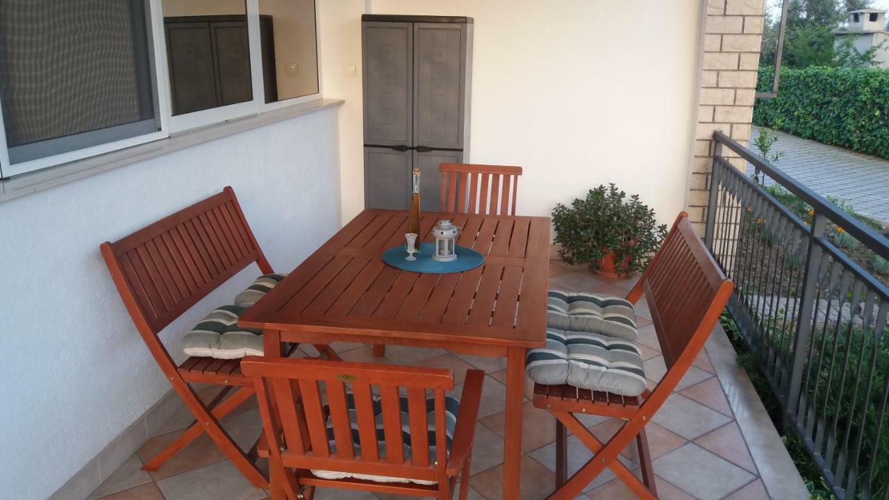 Apartman Luka Kaštela Exterior foto