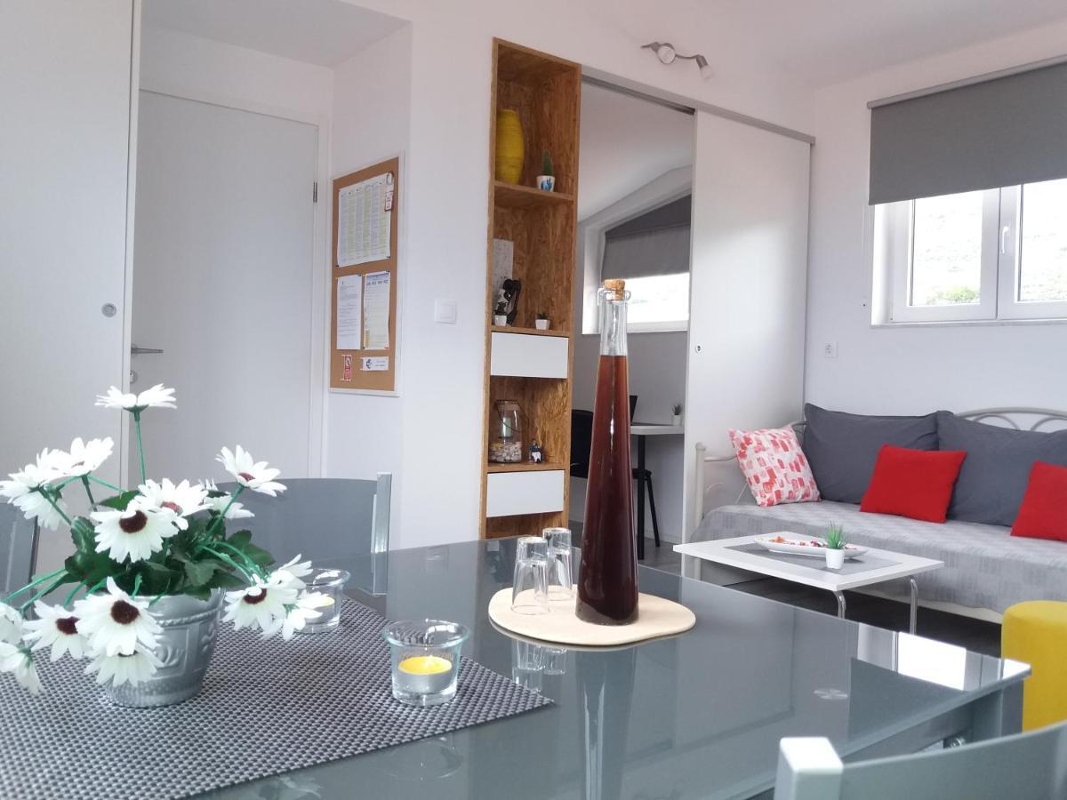 Apartman Luka Kaštela Exterior foto