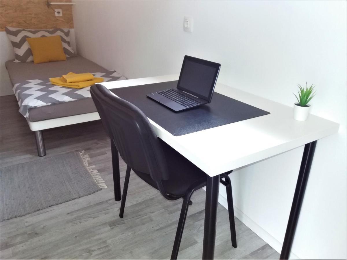 Apartman Luka Kaštela Exterior foto