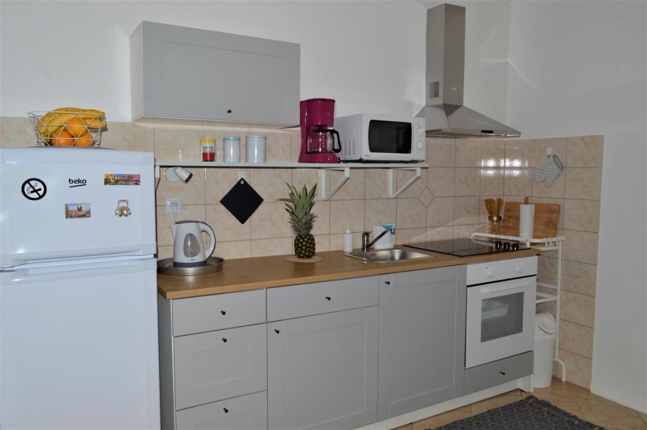 Apartman Luka Kaštela Exterior foto